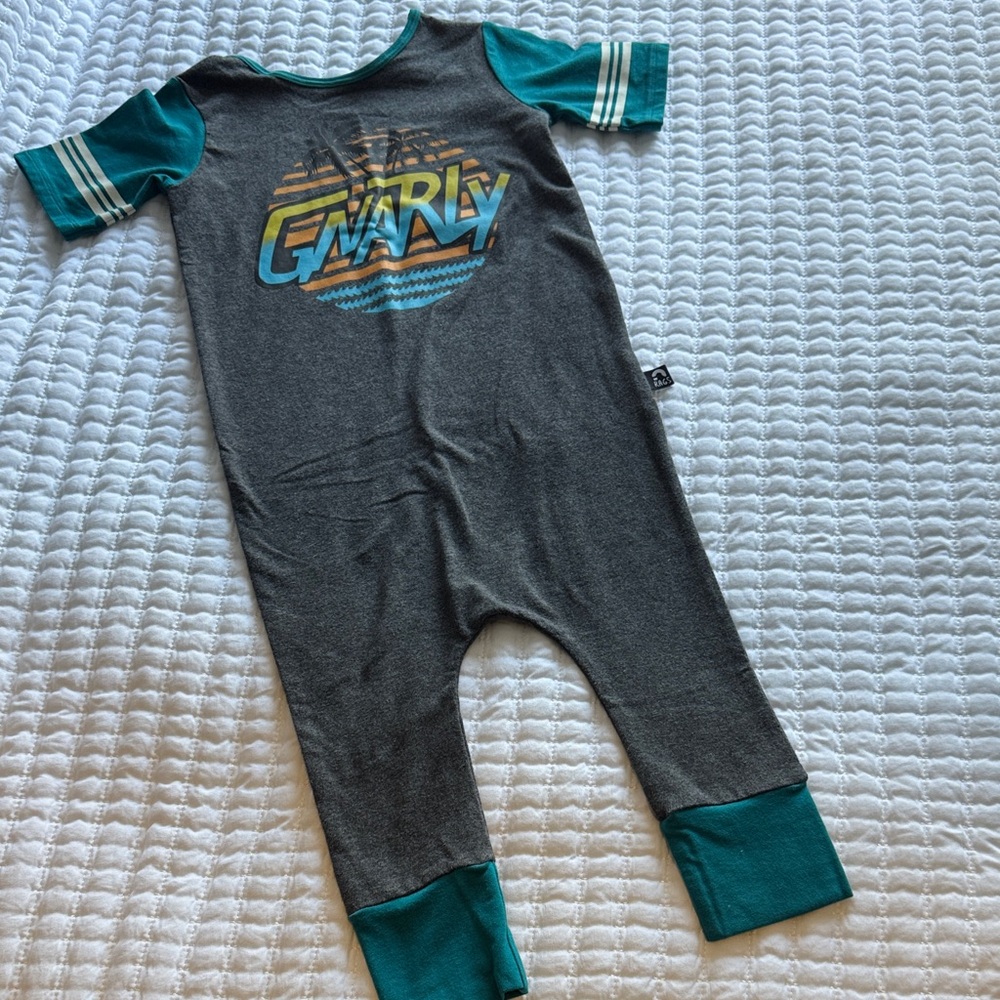 Rags Gnarly Romper 2T like new!